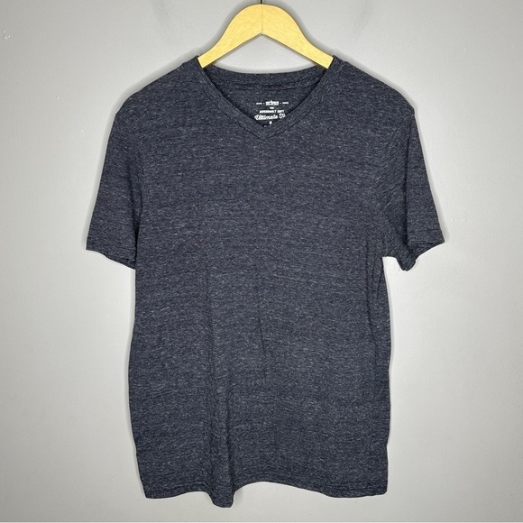 Urban pipeline Striped Vneck short sleeve ultimate tee - Picture 1 of 4